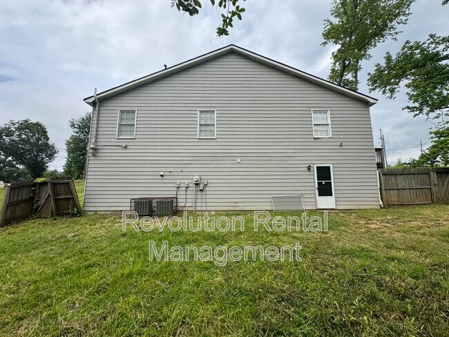 4 Meadow Sweet Ln in Newnan, GA - Building Photo - Building Photo