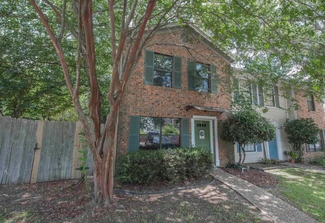 property at 111 Wellington Pl