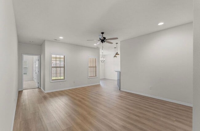 3005 W Cardinal St in Springfield, MO - Foto de edificio - Building Photo