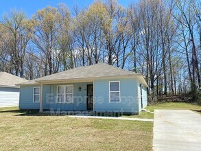 3850 Ajanders Dr in Memphis, TN - Building Photo - Building Photo