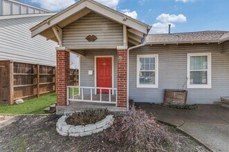 6012 Richmond Ave in Dallas, TX - Building Photo - Building Photo