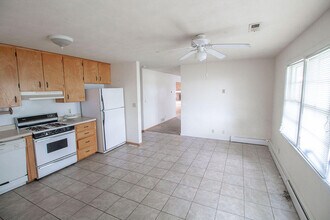 1303 E Smiley Ln in Columbia, MO - Building Photo - Building Photo