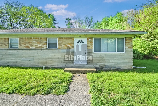 property at 2404 N Lesley Ave