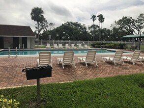 5510 W Lakewood Cir in Margate, FL - Building Photo - Building Photo