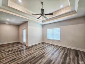 6023 Rutherford Lp in Bellview, FL - Building Photo - Building Photo