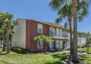 220 Lake Parsons Green in Brandon, FL - Building Photo