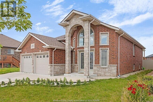 4001 Maracaibo Ct in Windsor, ON - Building Photo - Building Photo