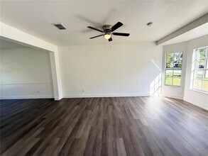 2360 Coolbrook Ct in Oviedo, FL - Building Photo - Building Photo