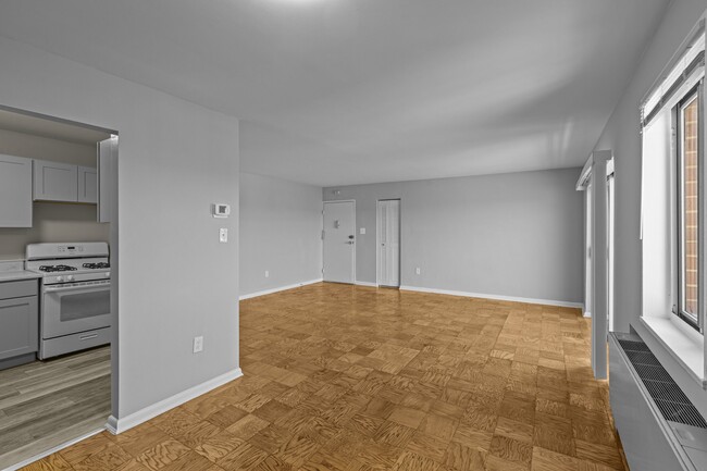 Kensington House in Kensington, MD - Building Photo - Building Photo
