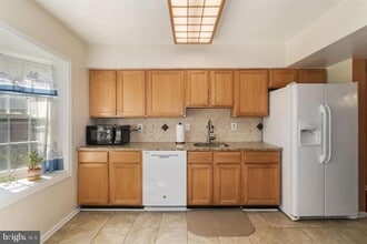 4916 Van Masdag Ct in Annandale, VA - Building Photo - Building Photo