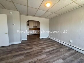 172 College Ave in Waterville, ME - Building Photo - Building Photo