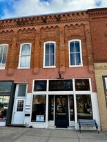 118-120 E Morrison St in Fayette, MO - Building Photo