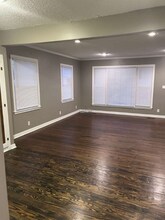 215 W 89th St in Kansas City, MO - Building Photo - Building Photo