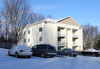 Maloff Towers Apartments in Chittenango, NY - Foto de edificio - Building Photo