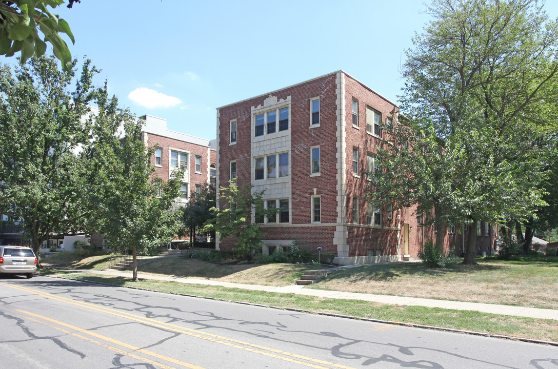 Windsor Arms Apartments in Columbus, OH - Building Photo