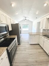 2560 Nicholson Dr in Sumter, SC - Building Photo - Building Photo
