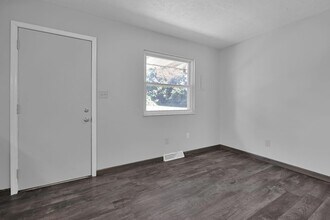 53 Neil St in Delaware, OH - Building Photo - Building Photo