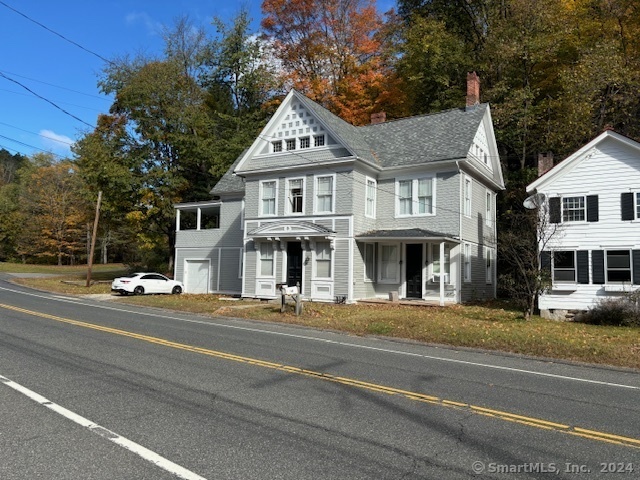 362 Lime Rock Rd in Salisbury, CT - Building Photo - Building Photo