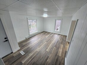 924 1/2 W Wayne St-Unit -Wayne St W 924 1/2 in Lima, OH - Building Photo - Building Photo