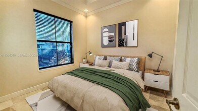 8351 NW 51st Terrace in Doral, FL - Building Photo - Building Photo