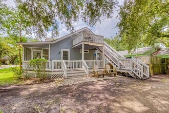 408 Woodland Shores Rd in Charleston, SC - Building Photo - Building Photo