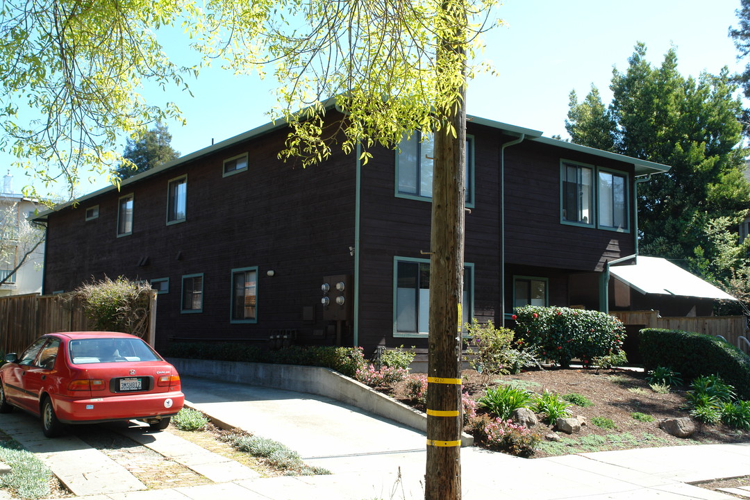 1623 Bonita Ave in Berkeley, CA - Foto de edificio