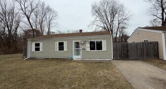 5700 E 10th Ave in Gary, IN - Building Photo