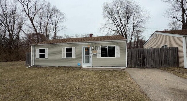 property at 5700 E 10th Ave