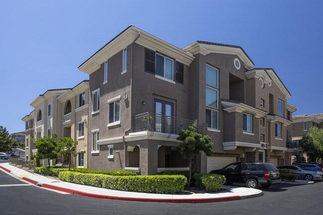 Camden Old Creek in San Marcos, CA - Building Photo - Building Photo