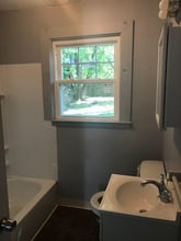 123 Southview St in Waterbury, CT - Building Photo - Building Photo
