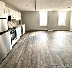 76 Franklin St in Worcester, MA - Building Photo - Building Photo