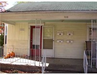 103 N School St in Fayetteville, AR - Foto de edificio - Building Photo