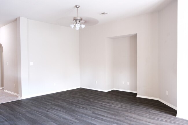 property at 2107 Sherbrook Park Ln