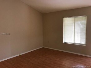 2607 NW 33rd St-Unit -2116 in Oakland Park, FL - Building Photo - Building Photo