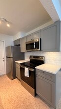 13378 1st St E, Unit 2 bedroom apartment in Madeira Beach, FL - Building Photo - Building Photo