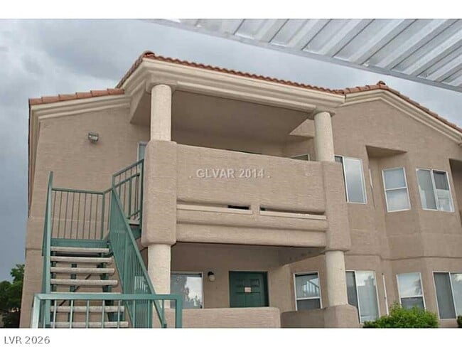 6553 McRae Ave in Las Vegas, NV - Building Photo - Building Photo