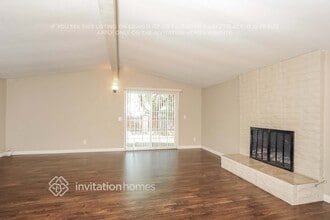 11933 Phillippi Ave in San Fernando, CA - Building Photo - Building Photo