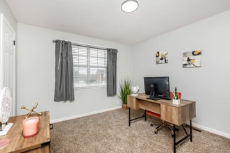 600 Whispering Hills Dr in Nashville, TN - Building Photo - Building Photo