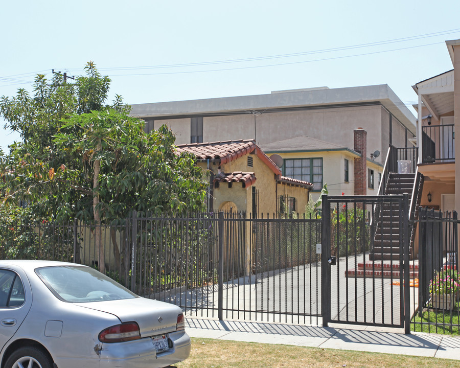 2662 E 58th St in Huntington Park, CA - Building Photo