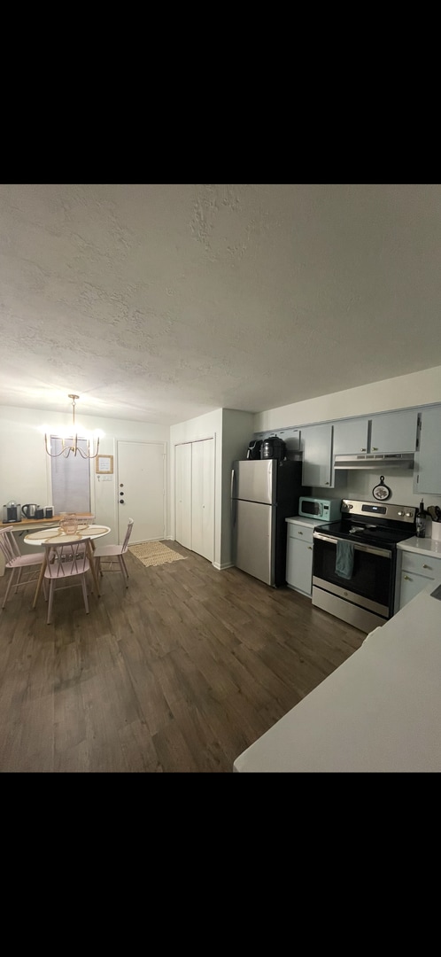 2409 Bandera Dr in College Station, TX - Building Photo - Building Photo