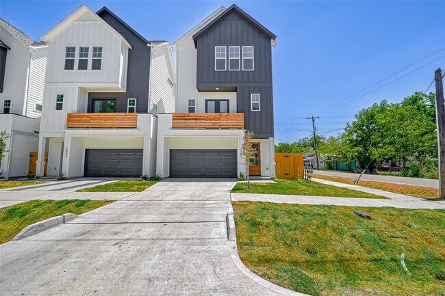 2502 Gano St in Houston, TX - Building Photo - Building Photo