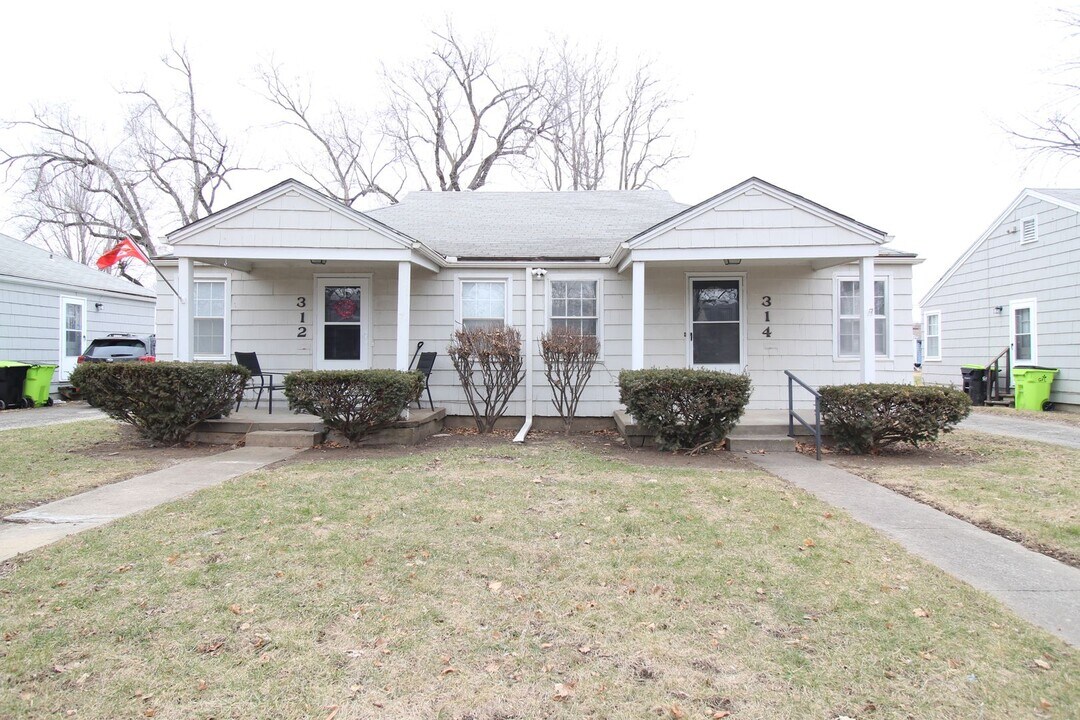 314 E 27th Ave in North Kansas City, MO - Building Photo