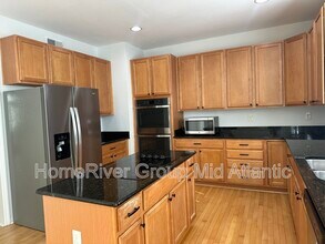 15815 Meherrin Way in Woodbridge, VA - Building Photo - Building Photo