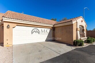 1260 S Lindsay Rd in Mesa, AZ - Building Photo - Building Photo