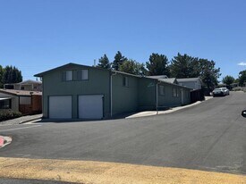 2775 Snapdragon Wy in Reno, NV - Building Photo