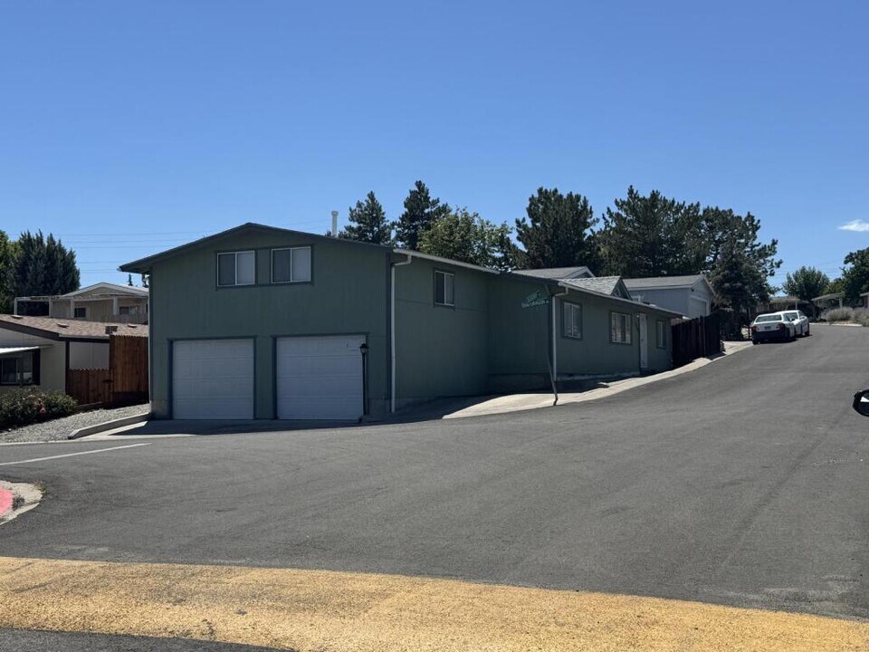 2775 Snapdragon Wy in Reno, NV - Building Photo