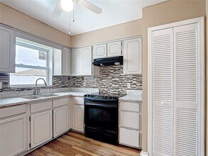 115 Lindenwood Ln in Kissimmee, FL - Building Photo - Building Photo