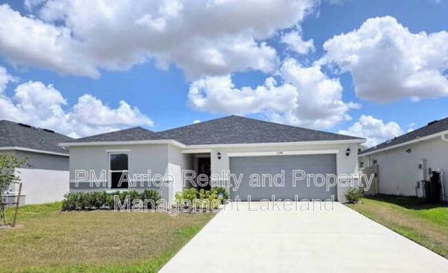 1241 Denali Dr in Winter Haven, FL - Building Photo - Building Photo