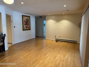 134 Amberly Dr in Englishtown, NJ - Building Photo - Building Photo