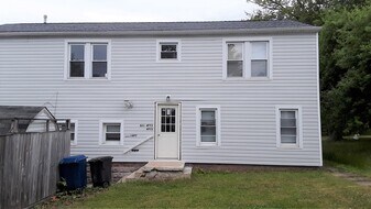 821 Keystone Ave, Unit #3 in Cresson, PA - Building Photo